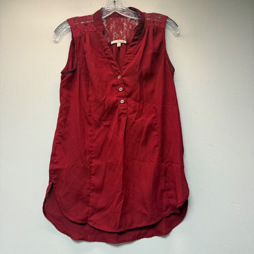 Hollywould Blouse Womens Small Burgundy Excellent‎ Lace Yoke Sleeveless HW2204T